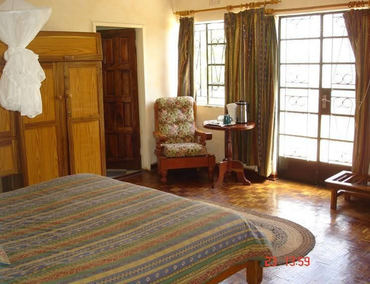 The Stone Guest House Livingstone Exterior foto